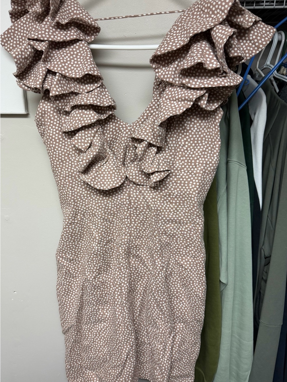 Bardot Polka Dot Linen Blend Ruffle Mini Dress Taupe Cottagecore Size 4 Summer - Picture 5 of 13